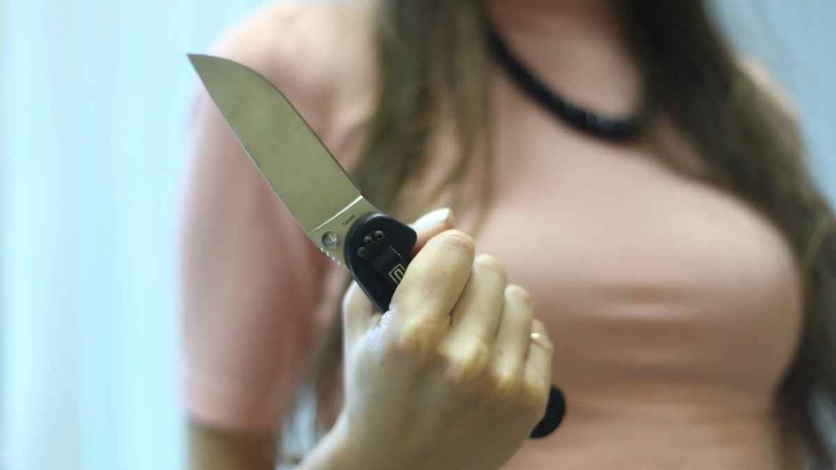 21-річна дівчина влаштувала різанину у Ковелі