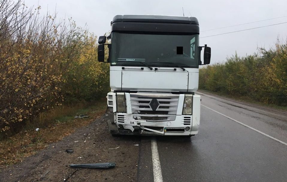 На Волині вантажівка “Renault Magnum” на смерть збила чоловіка
