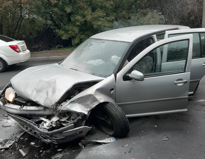 Аварія в Луцьку: зіткнулися три машини. ФОТО