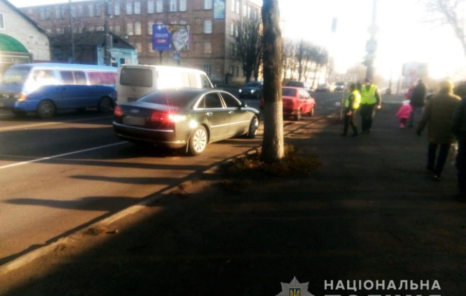ДТП у Луцьку: зіткнулися Audi та Volkswagen. Постраждала вагітна жінка