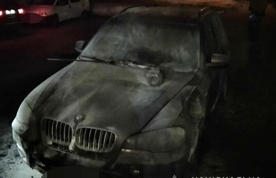У Луцьку горів BMW X5: поліція з’ясовує обставини