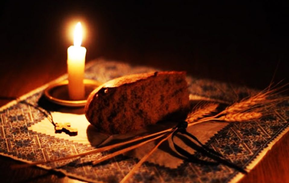 У пам’ять про вбитих голодом: українців закликають о 16:00 запалити свічку