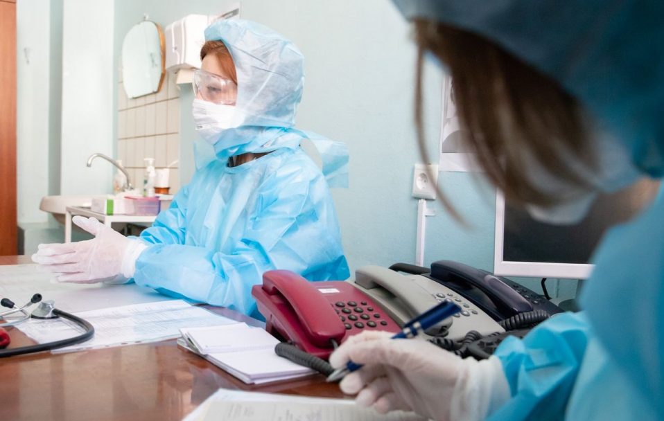 Україна – серед лідерів за швидкістю поширення коронавірусу