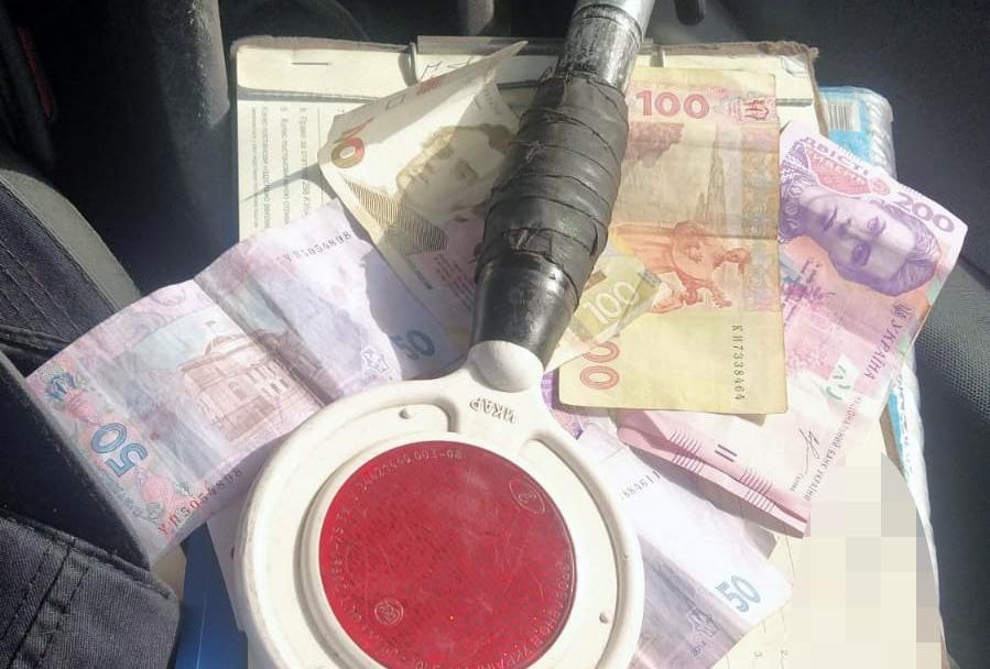 П’яний за кермом: волинянин дав поліцейським грошей, аби відпустили додому