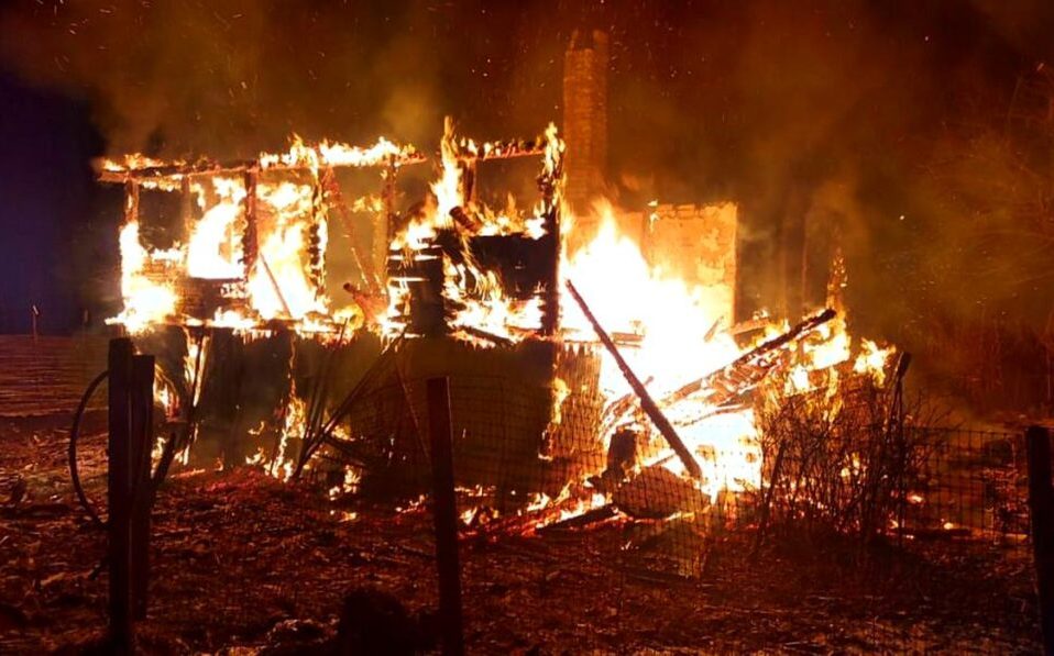 Міг сам підпалити: волинянин заживо згорів у власному будинку
