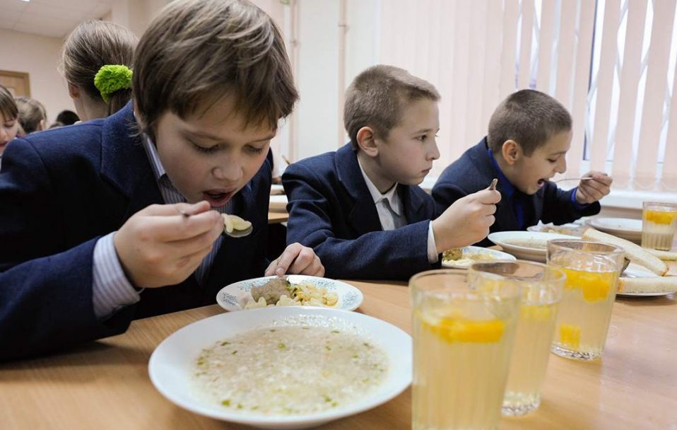 У луцьких школах змінять харчування