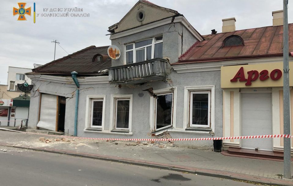 Чому у Володимирі обвалилася будівля. ВІДЕО