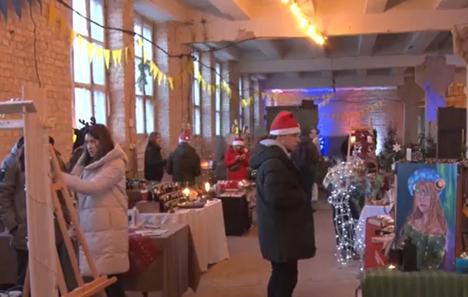 Різдво на заводі: у Луцьку відгримів фестиваль «Вітраж Вікенд». ВІДЕО