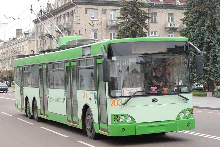 У Луцьку заговорили про підвищення тарифу на проїзд в тролейбусах. ВІДЕО