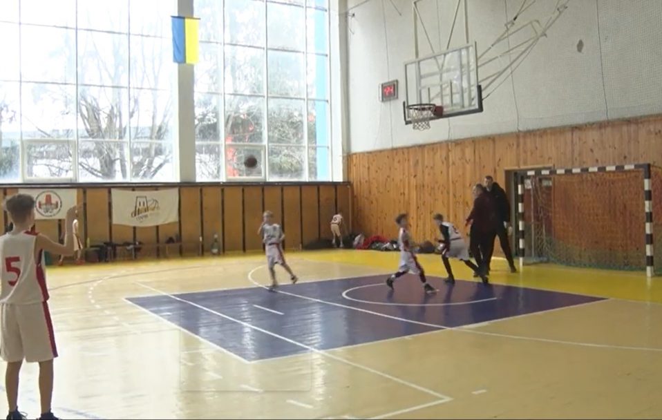 У Луцьку змагалися юні баскетболісти з різних міст. ВІДЕО