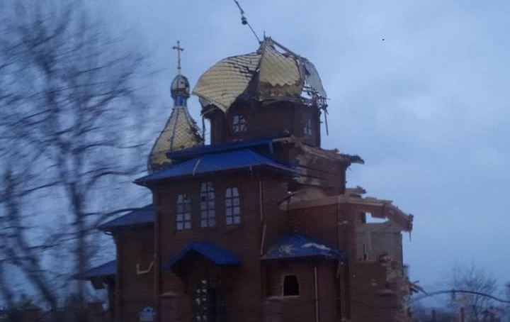 Окупанти пошкодили храм у Волновасі, збудований волинянами. ФОТО