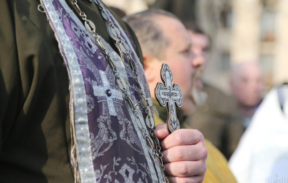 Чому священники Московського патріархату масово відмовляються переходити до ПЦУ