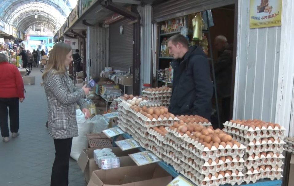 70 гривень за десяток яєць: чому дорожчають продукти. Відео