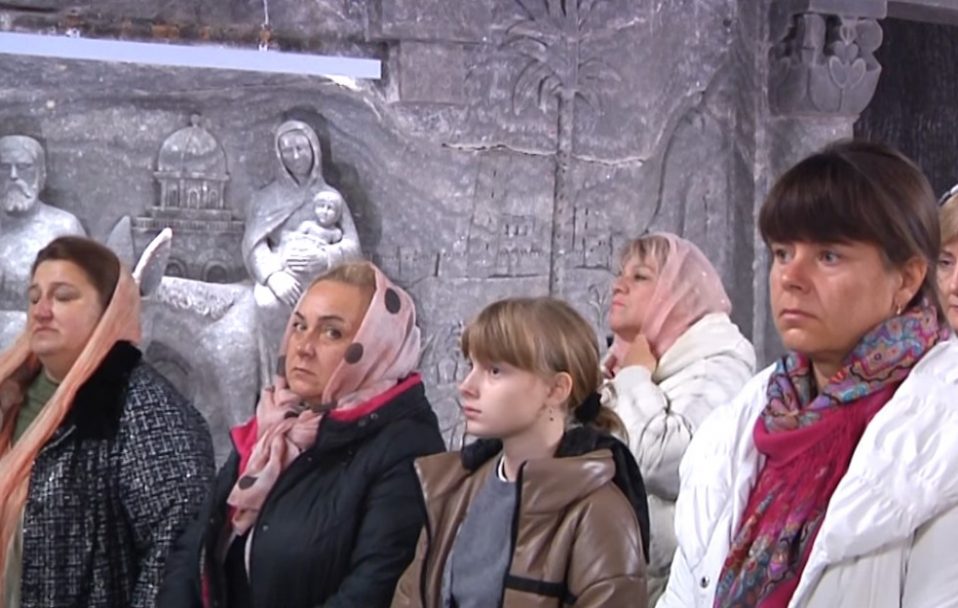 Волиняни із поляками плакали й молилися за Україну. Відео