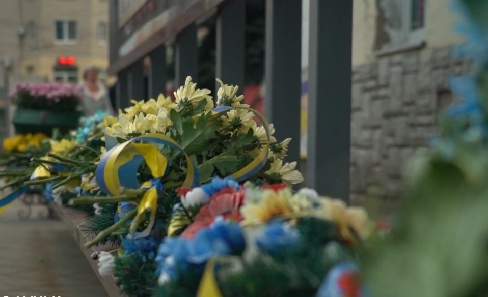 У Луцьку вшанували пам’ять полеглих захисників і захисниць України. Відео