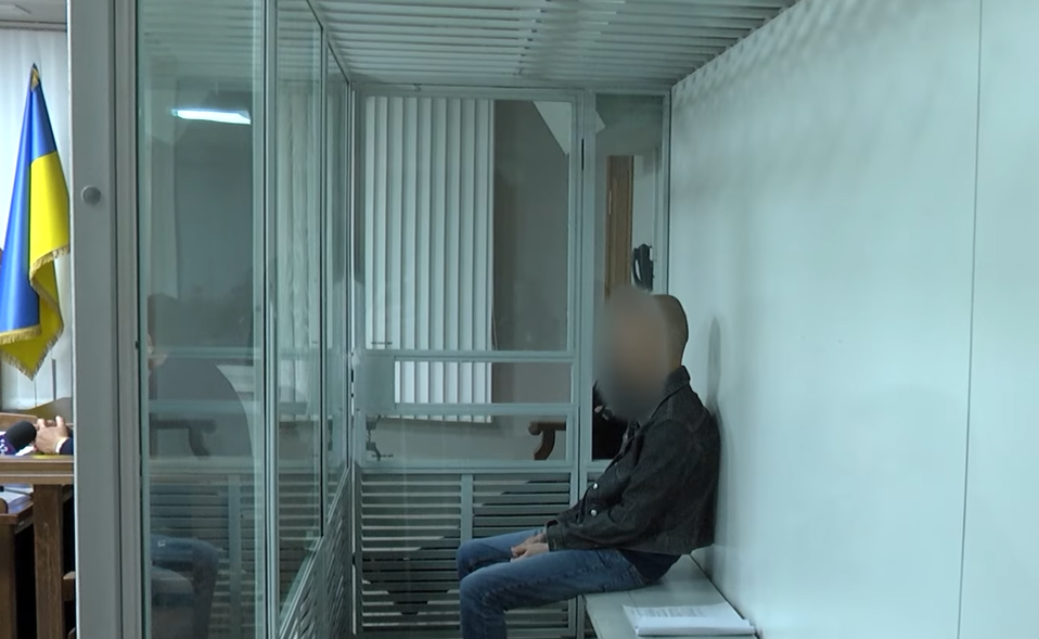 Уродженець РФ забрав 78 тисяч у бабусі з Луцька. Каже, він сам став жертвою