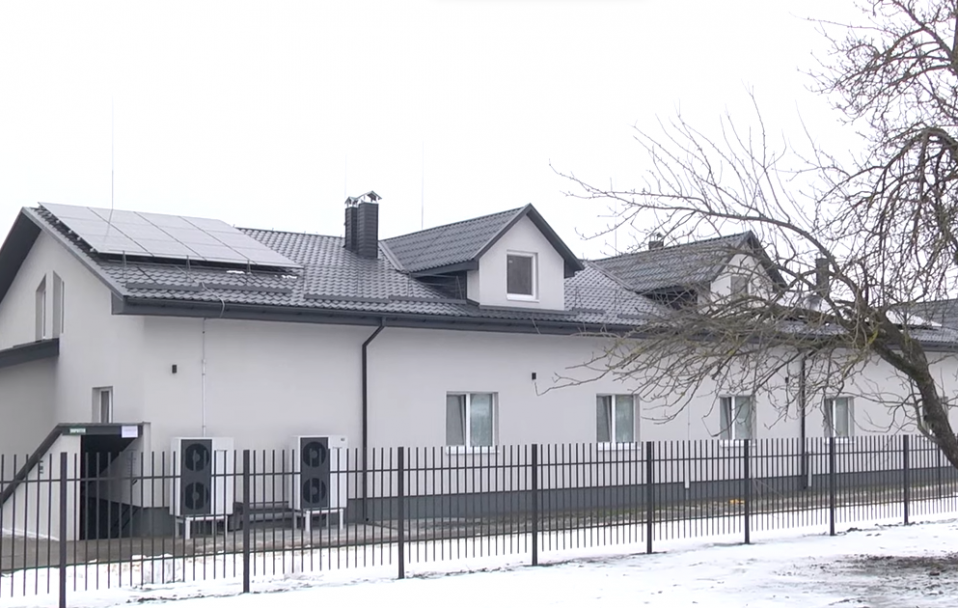 Нові квартири у старому інтернаті: у Тростянці за гроші ЄС облаштували житло для переселенців