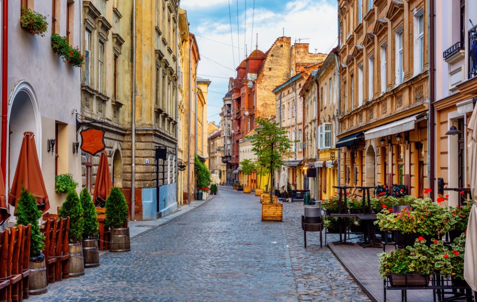 Куди піти у Львові: найкрасивіші палаци та як до них дістатися?